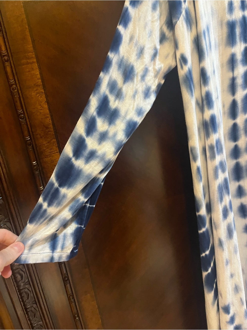 Jennafer Grace Handmade Tie Die Kimono Blue & White - Picture 4 of 10